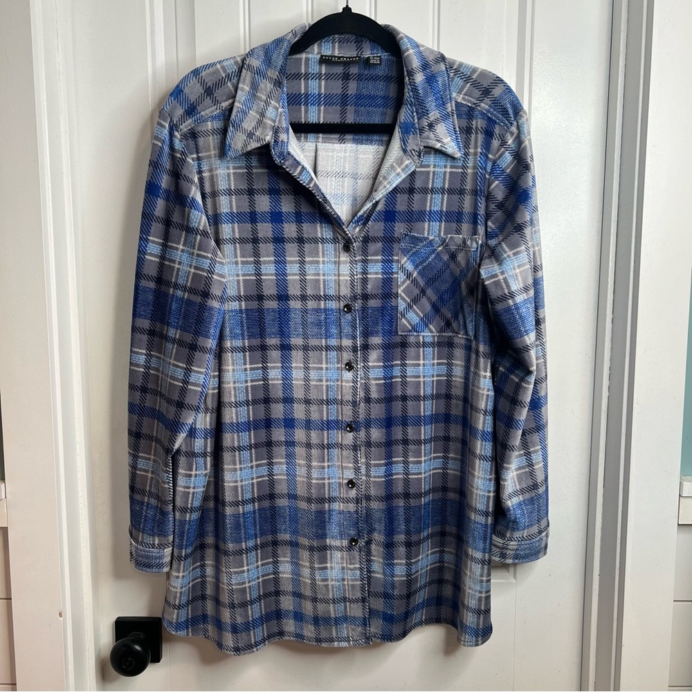 Susan Graver Weekend Blue‎ and Gray Plaid Button-Down Shirt. Size 1X.